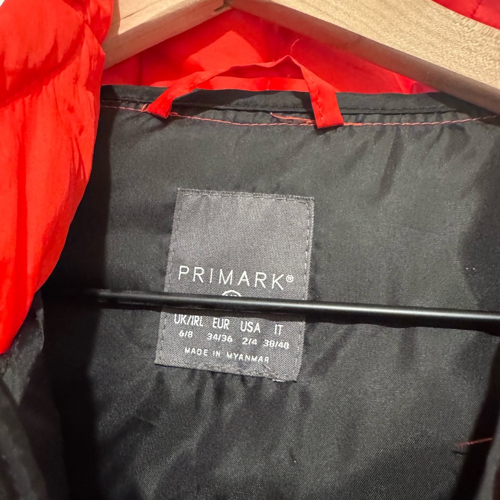 Primark Red Puffer Jacket - Picture 3 of 3